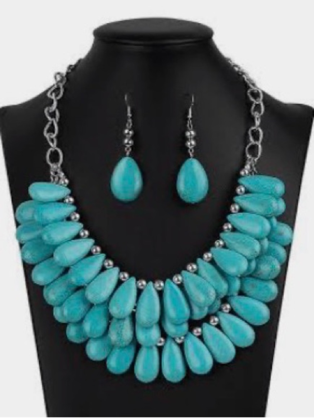 Turquoise Teardrop Statement Necklace and Earring Set - Blue …like new!!